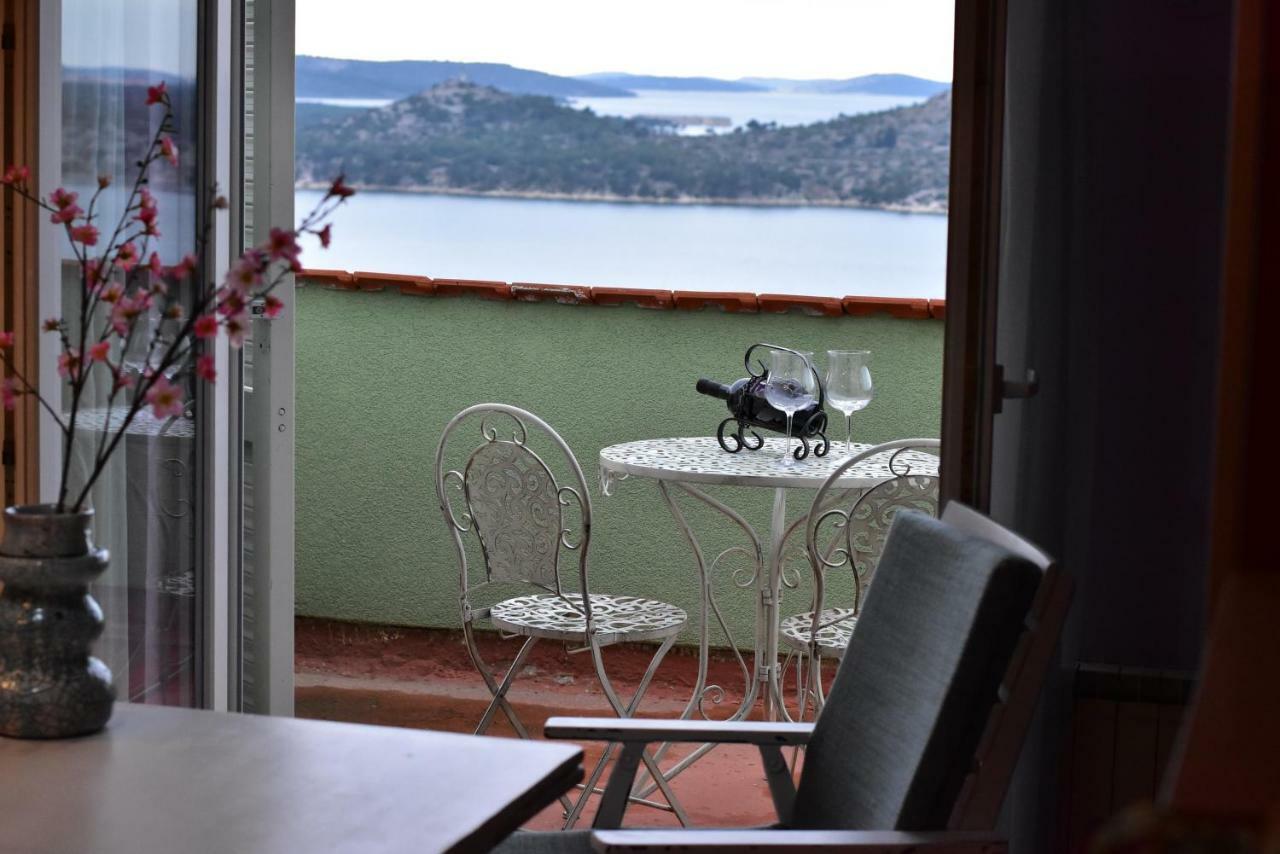 Moonshine Apartment With Magnificent View Šibenik Eksteriør bilde